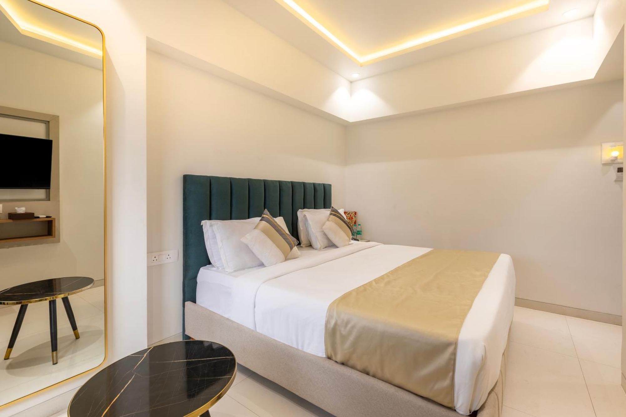 The Orion Premium Suites 孟买 外观 照片